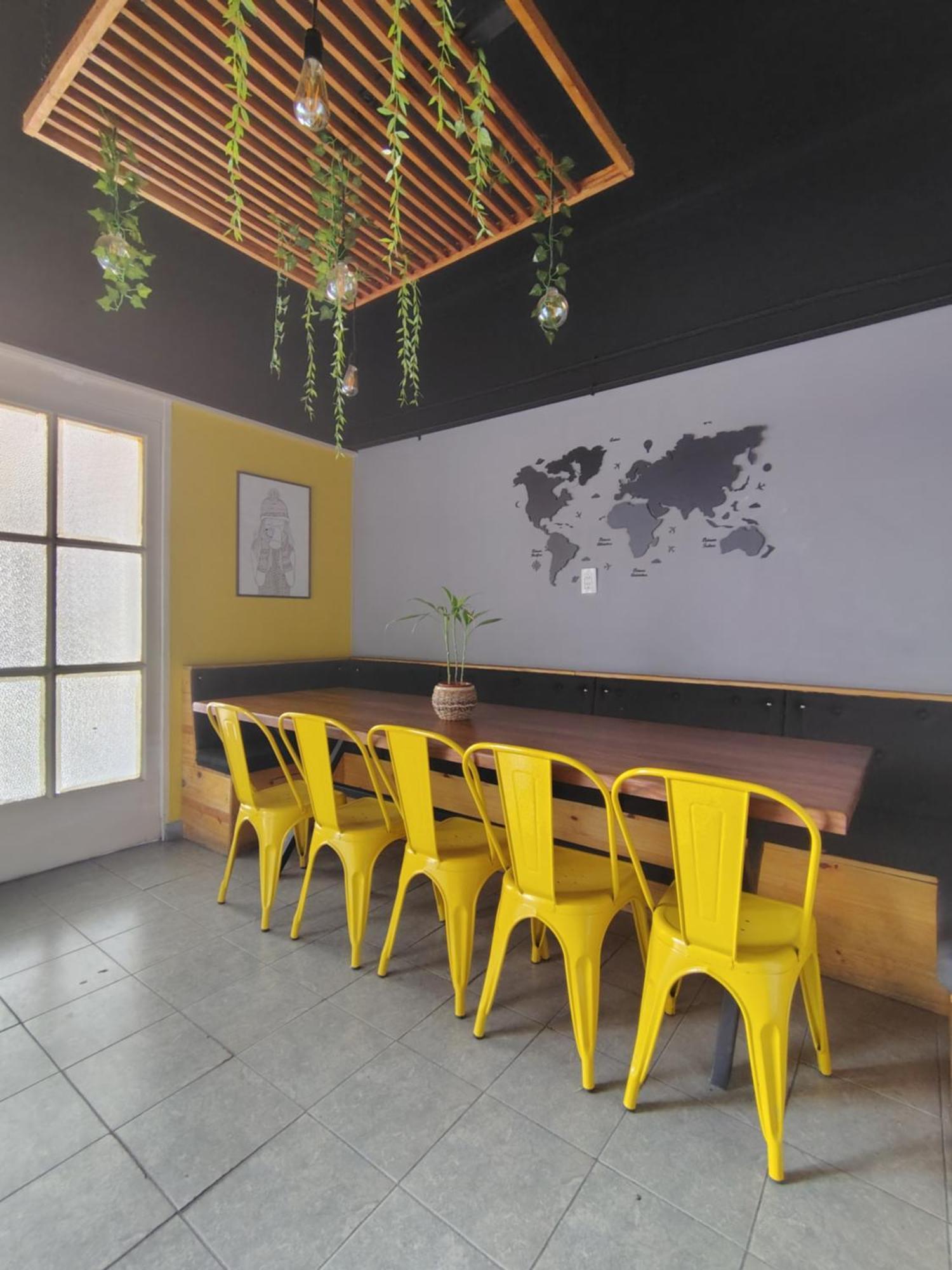 Mora Hostel Mendoza Eksteriør bilde